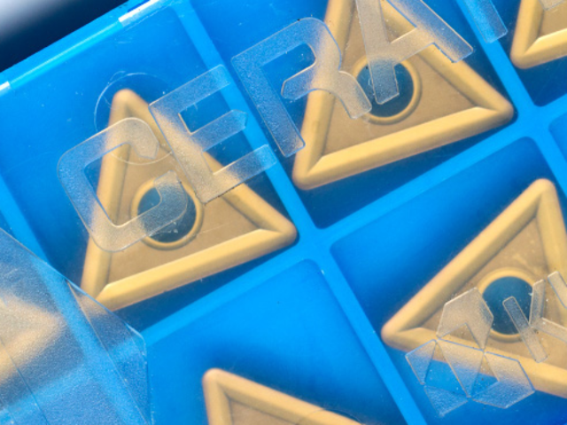 Kyocera WSP TNMG220412-PX, Sorte CA4115