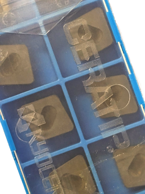 Kyocera Keramik-WSP CNGX120716T02025, Sorte KS6000