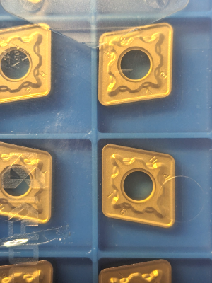 Kyocera WSP CNMG120416-PH, Sorte CA525