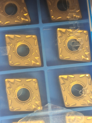 Kyocera WSP CNMG160612-PT, Sorte CA025P