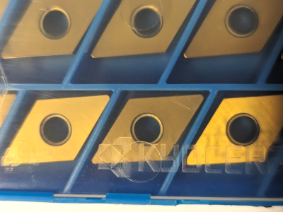 Kyocera Keramik-WSP DNGA150608T01525, Sorte A66N